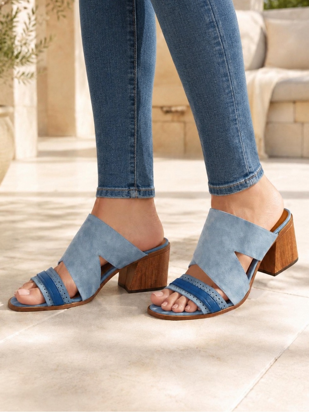 H by Halston Blue Suede Mules with wooden bloc heel❤️9